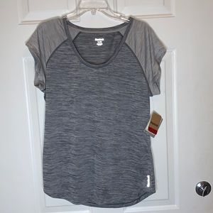 Reebok Scoop Neck Performance Longer Tee NWT size XL in Gray